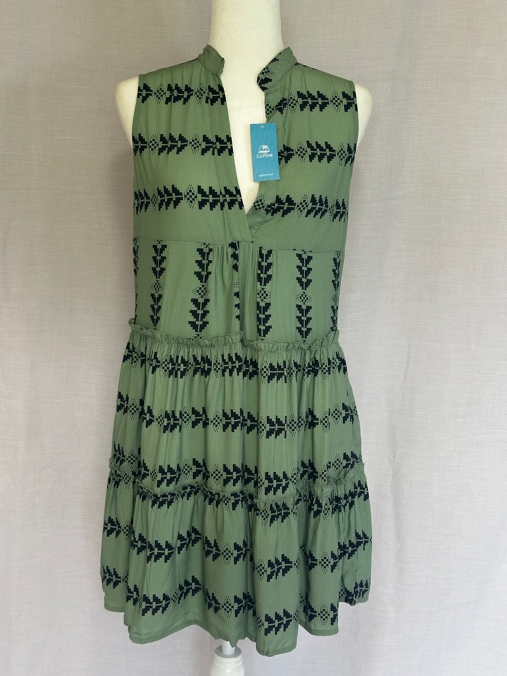 Cupshe Olive Green Sleeveless Tiered Mini Dress with Black Pattern with Pockets
